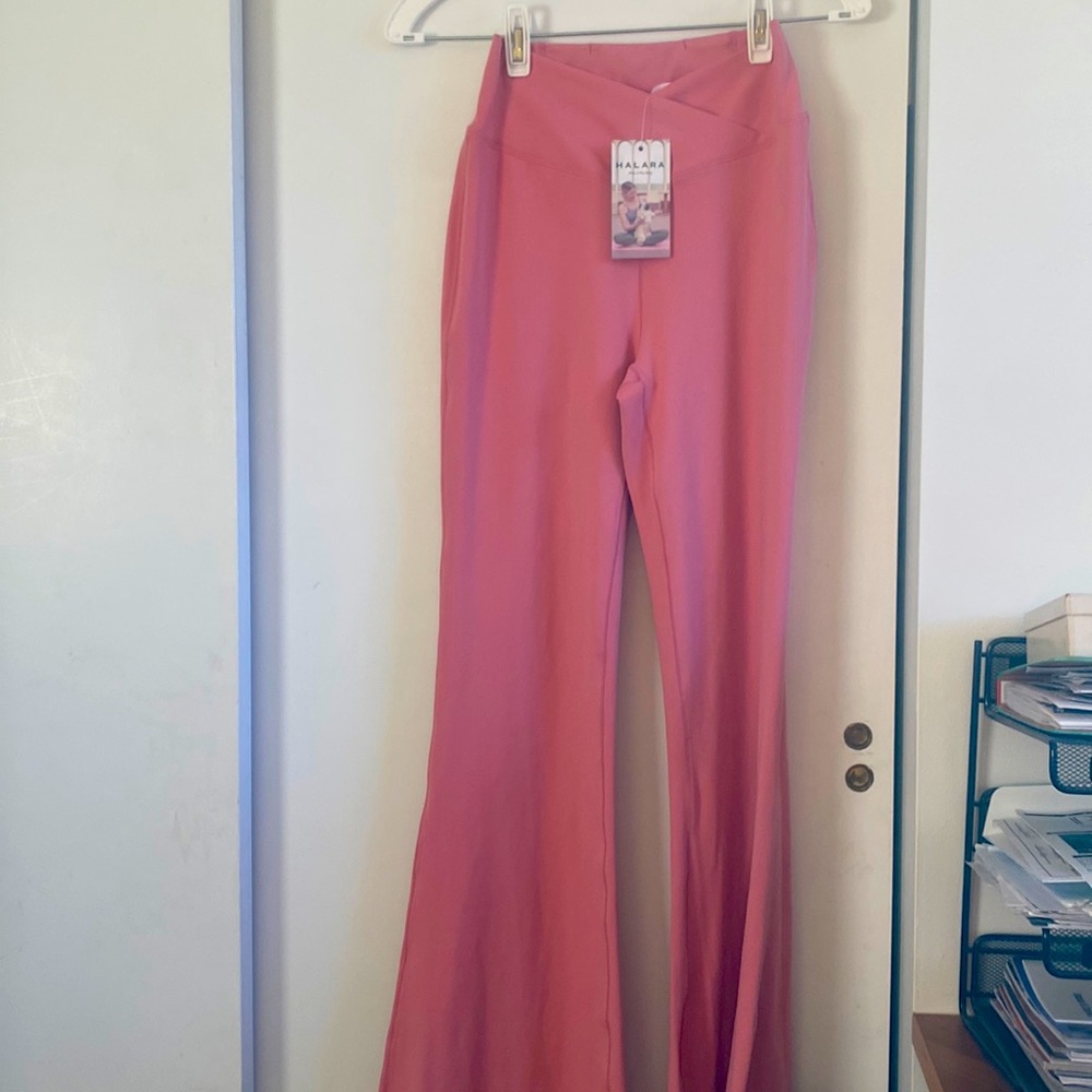 nwt halara fare legging